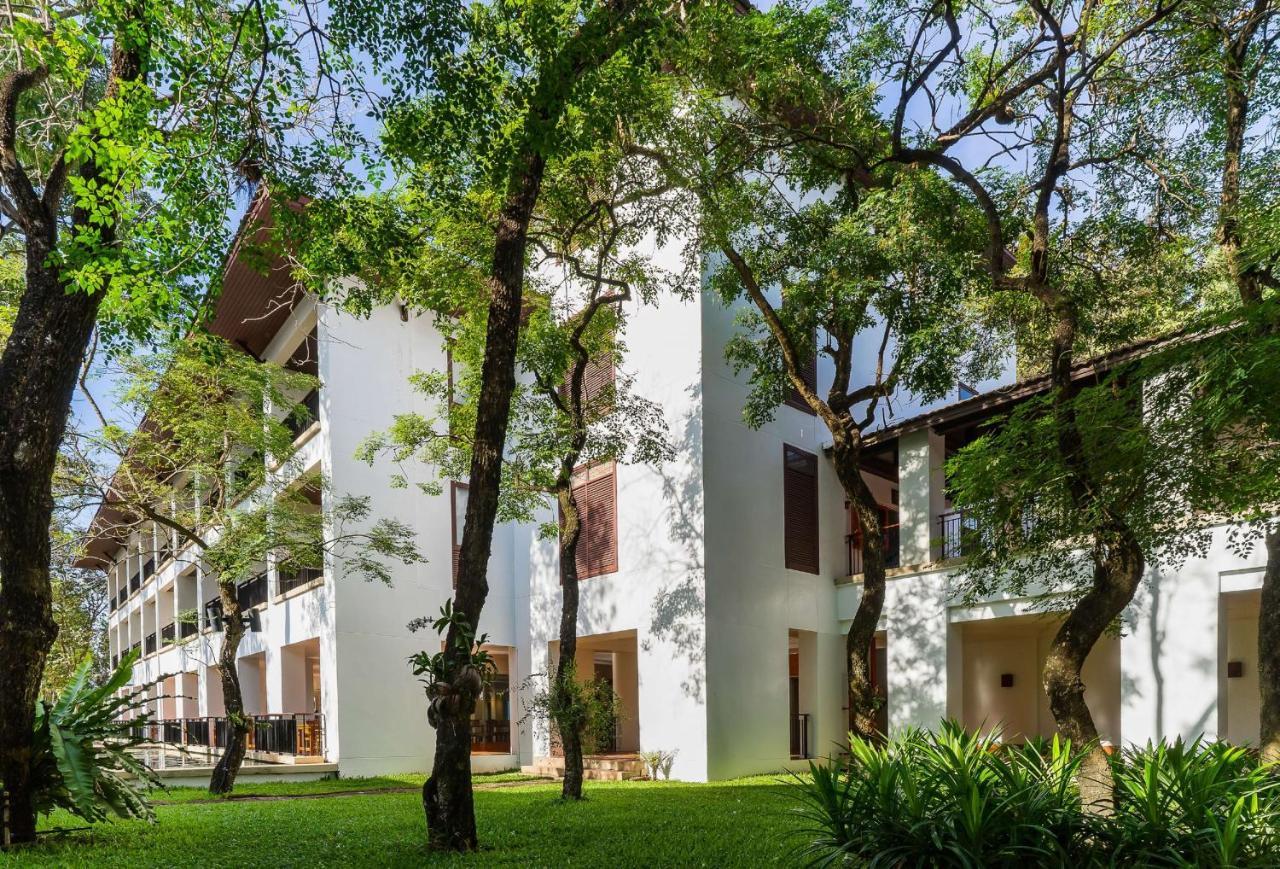 Tawa Ravadee Resort Prachinburi, A Member Of Worldhotels Distinctive Si Maha Phot Dış mekan fotoğraf